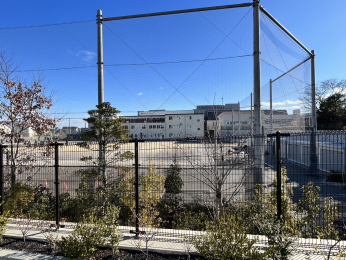 谷津小学校